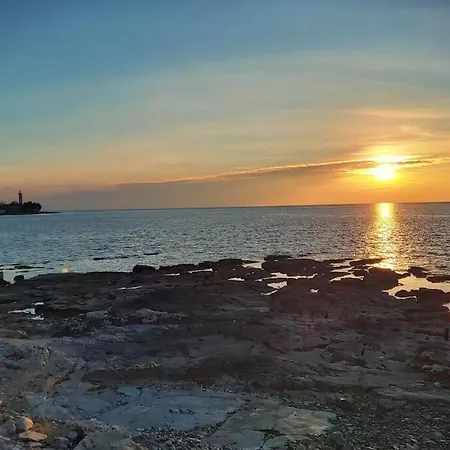 Pharos דירה זמברטיה