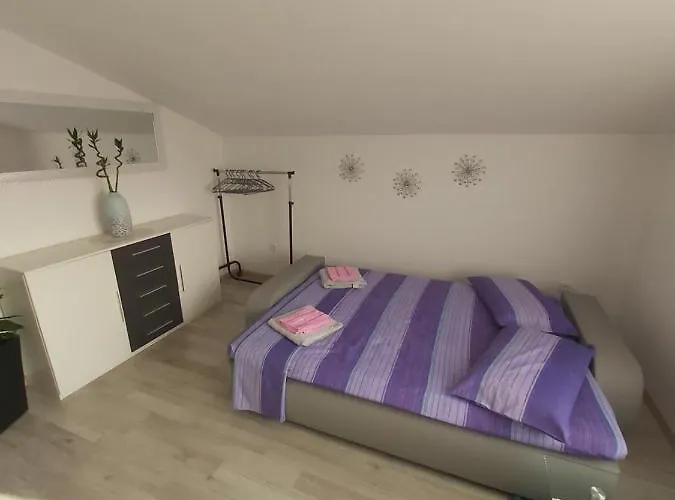 Pharos Apartamento *