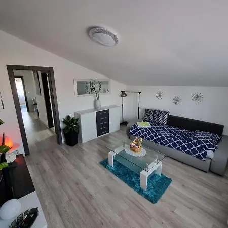 Апартаменты Pharos