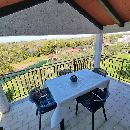 Apartment Pharos Zambratija (Istria)