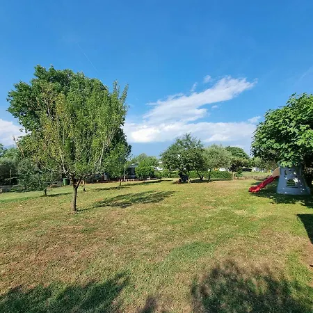 Pharos Апартаменты Замбратия